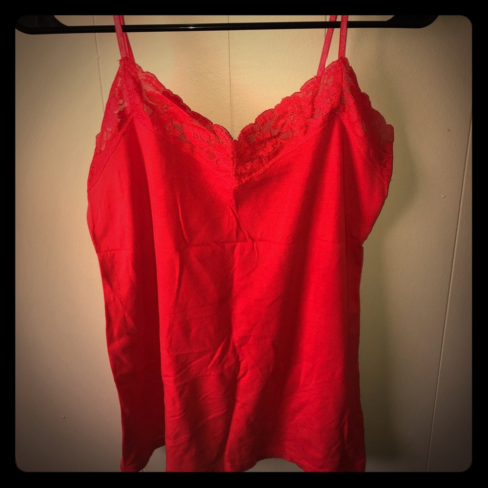 3 Lace Trimmed Camis